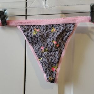 NWT Victoria's Secret V-String Panties